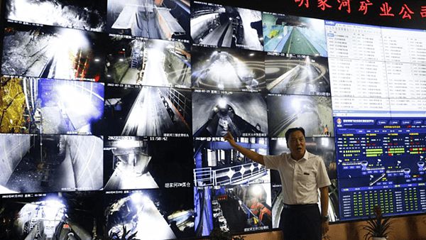 访企拓岗促就业 西安科技大学校领导深入陕西网络技术企业调研